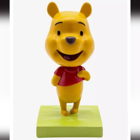 Winnie the Pooh Bobblehead - Picture 2 of 3